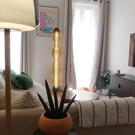Ferienwohnung Beau Loft Au Coeur De Toulon Exterior foto