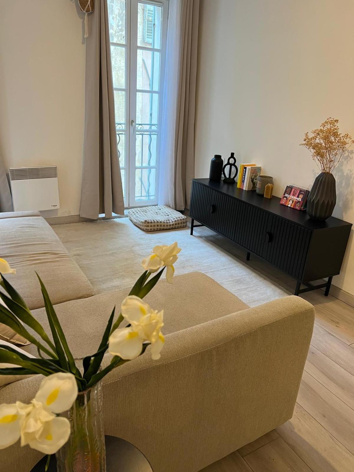 Ferienwohnung Beau Loft Au Coeur De Toulon Exterior foto