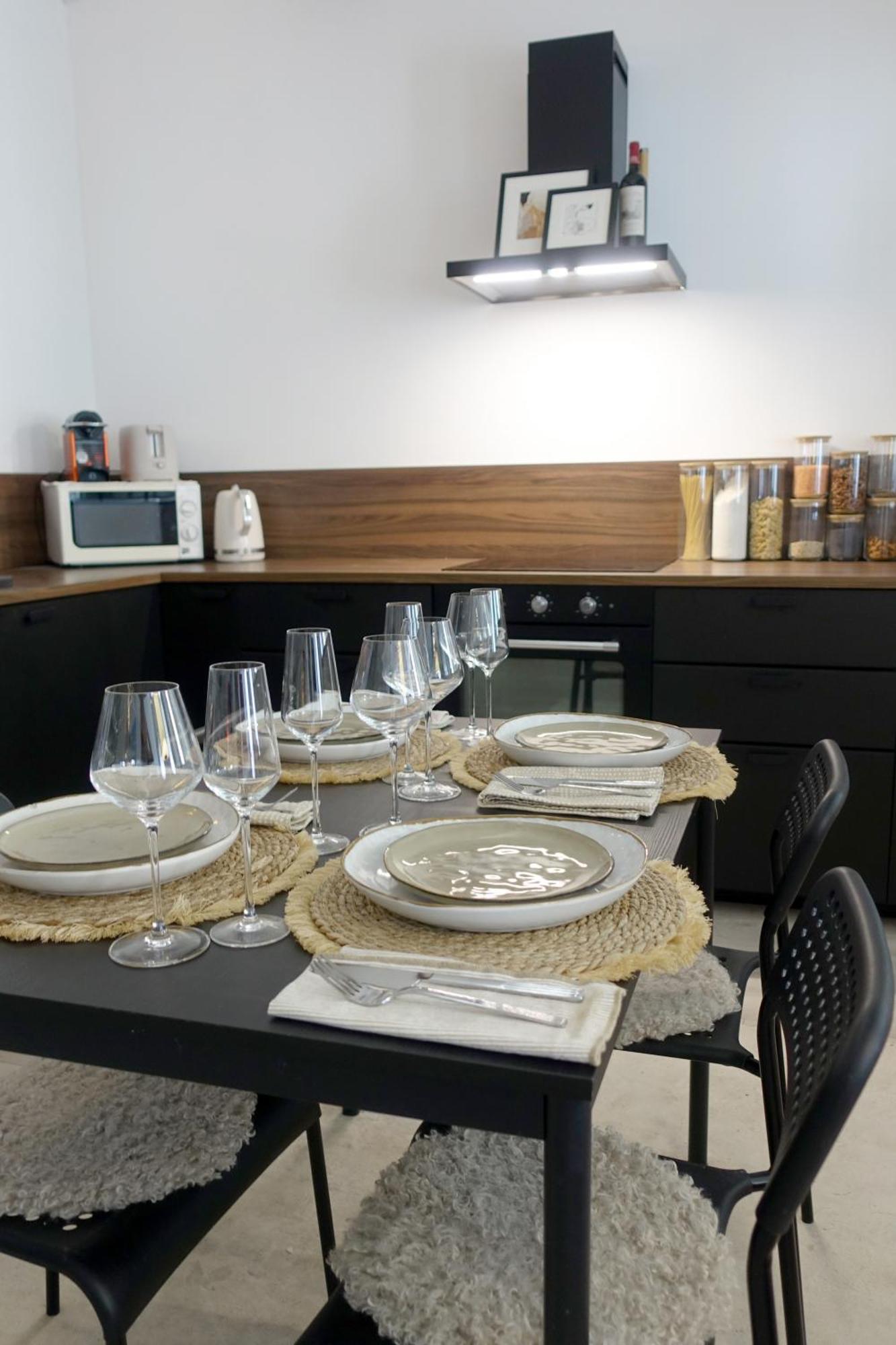 Ferienwohnung Beau Loft Au Coeur De Toulon Exterior foto